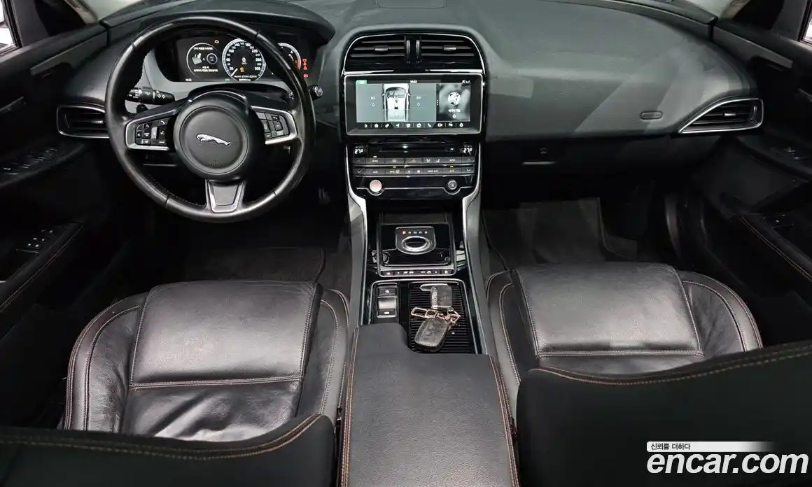 Jaguar XE 2018 2.0 Автомат в Москве № 305008, фото 13