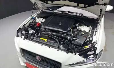 Jaguar XE 2018 2.0 Автомат в Москве № 305008, миниатюра 8