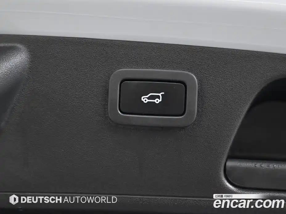 Jaguar E-Pace 2020 2.0 Автомат в Москве № 305158, фото 20