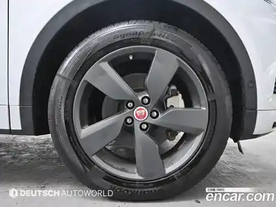 Jaguar E-Pace 2020 2.0 Автомат в Москве № 305158, миниатюра 5