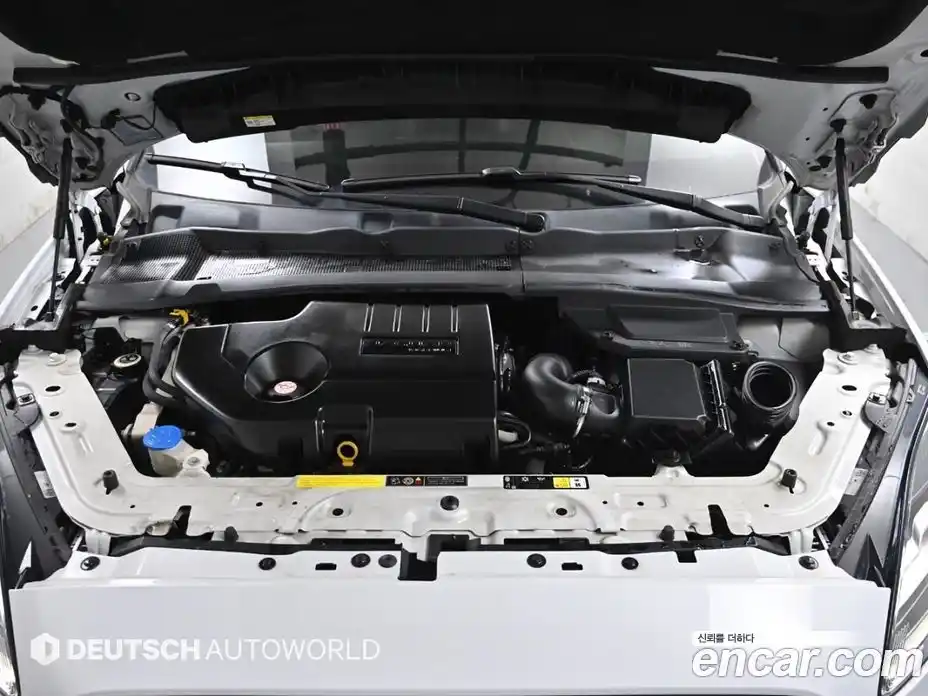 Jaguar E-Pace 2020 2.0 Автомат в Москве № 305158, фото 6