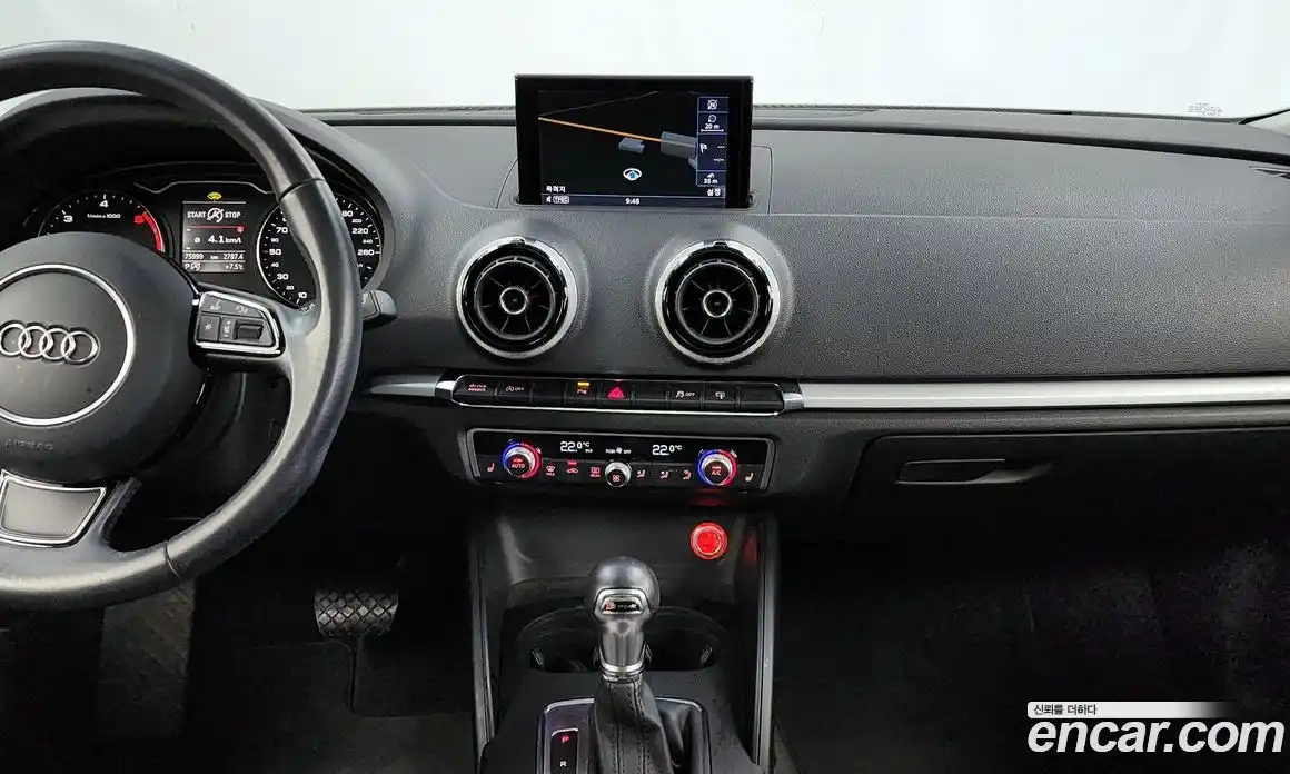 Audi A3 2015 2.0 Автомат в Москве № 312050, фото 16