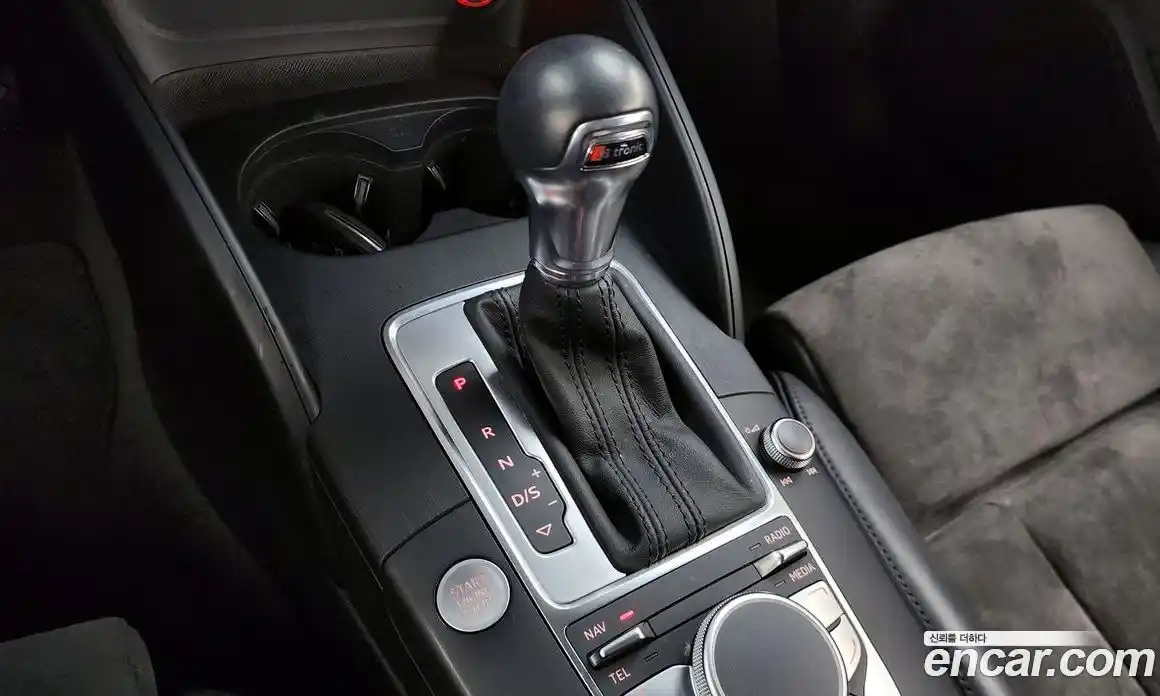 Audi A3 2015 2.0 Автомат в Москве № 312050, фото 18