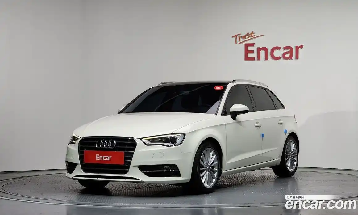 Audi A3 2015 2.0 Автомат в Москве № 312050, фото 19