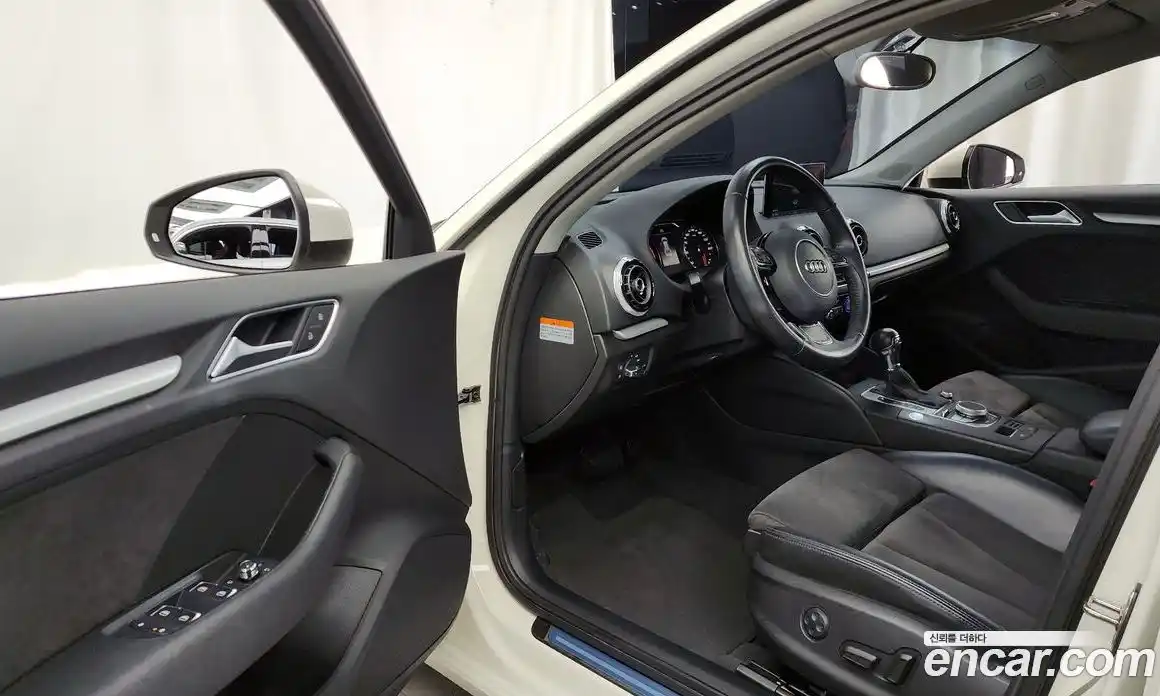 Audi A3 2015 2.0 Автомат в Москве № 312050, фото 6