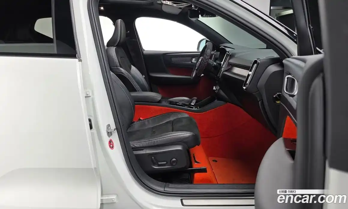 Volvo XC40 2021 2.0 Автомат в Москве № 312573, фото 18