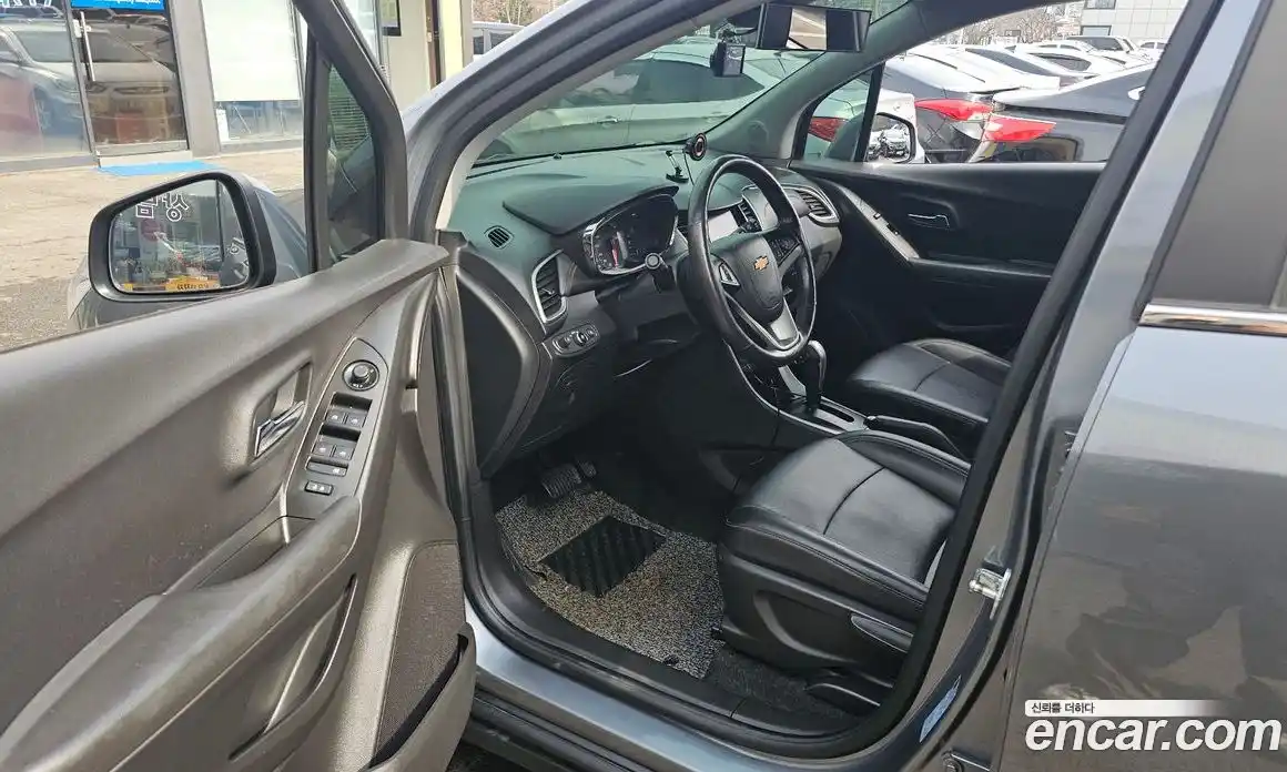 Chevrolet Trax 2020 1.4 Автомат в Москве № 314860, фото 14