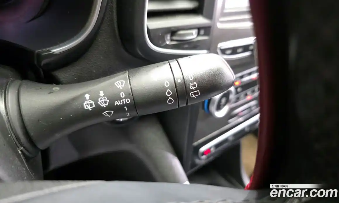 Renault QM6 2017 2.0 Автомат в Москве № 317305, фото 12