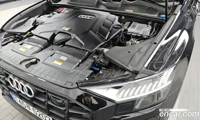 Audi Q8 2023 3.0 Автомат в Москве № 325417, миниатюра 3