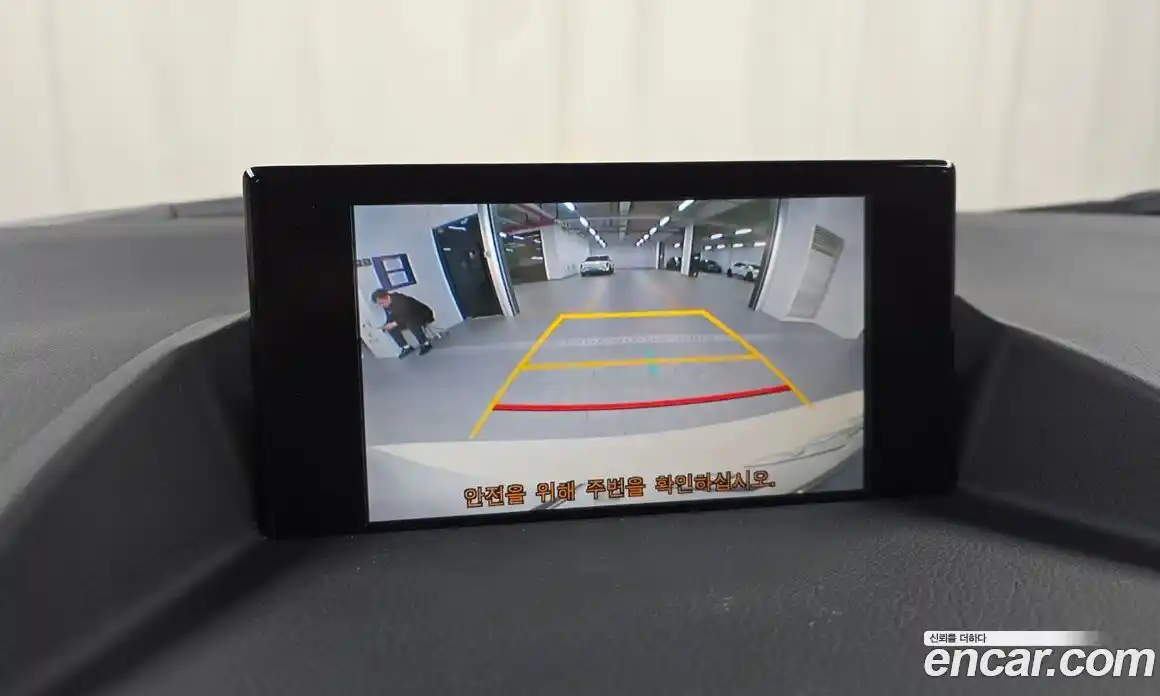 Lexus CT200h 2018 1.8 Автомат в Москве № 329613, фото 12