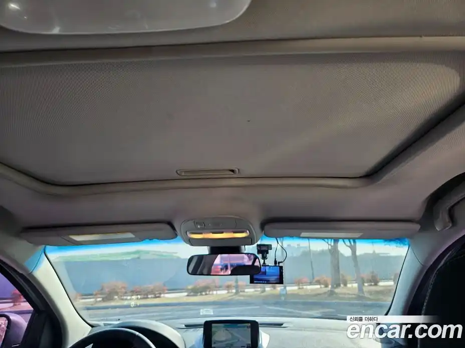 Renault SM3 2010 1.6 Автомат в Москве № 329981, фото 8