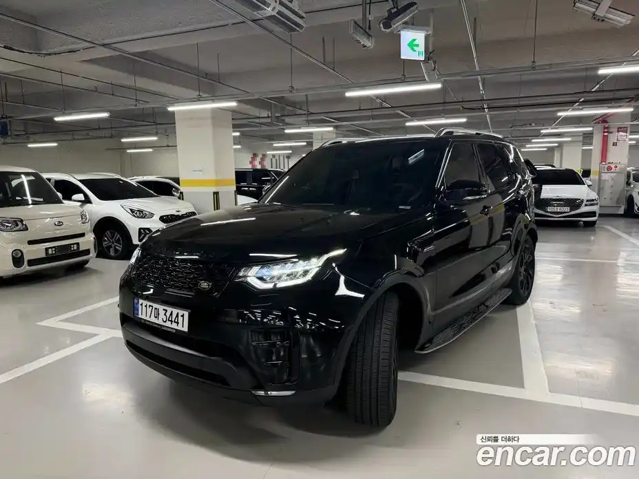 Land Rover Discovery 2018 3.0 Автомат в Москве № 333905, фото 1
