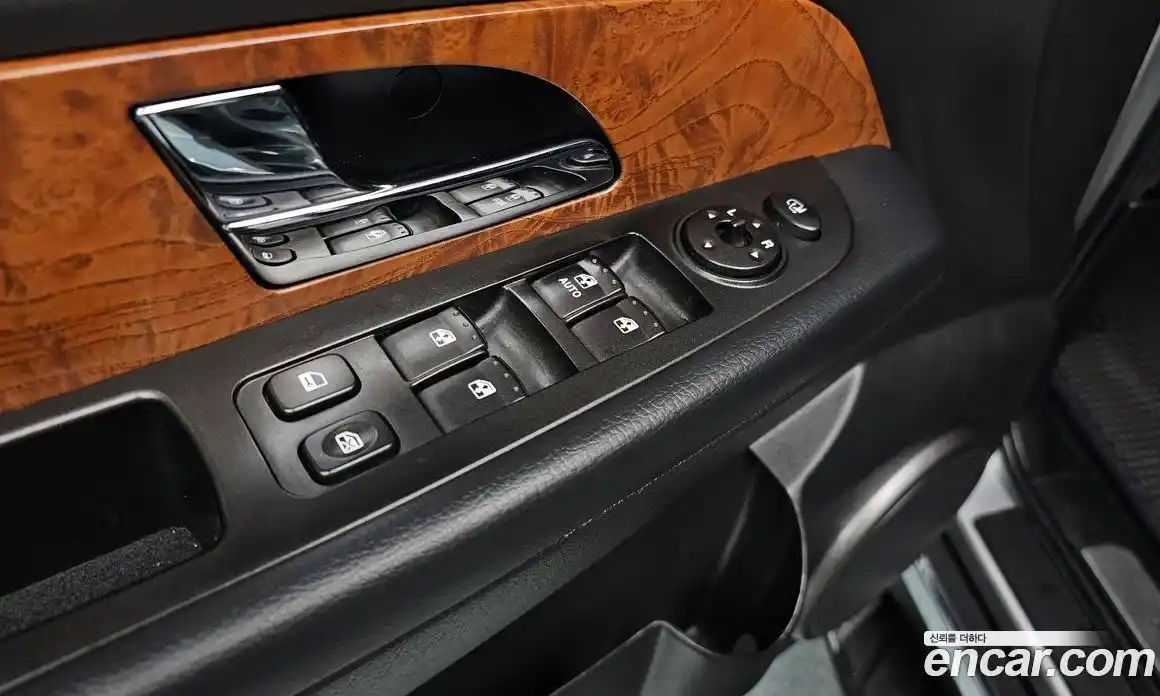 SsangYong Rexton 2017 2.2 Автомат в Москве № 341331, фото 14