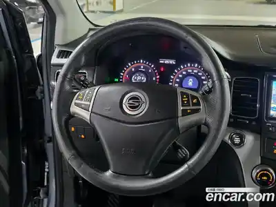SsangYong Korando 2013 2.0 Автомат в Москве № 35518, миниатюра 12