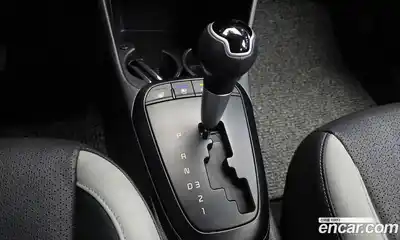 Kia Morning 2023 1.0 Автомат в Москве № 360412, миниатюра 9