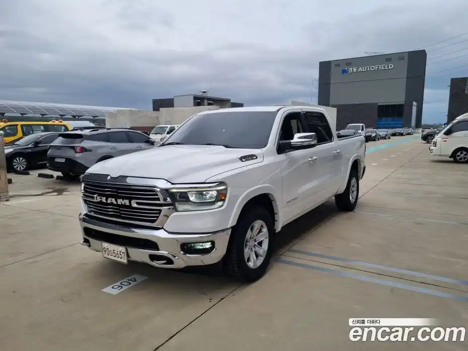Dodge Ram Pick Up 2019 5.7 Автомат в Москве № 362356, фото 6