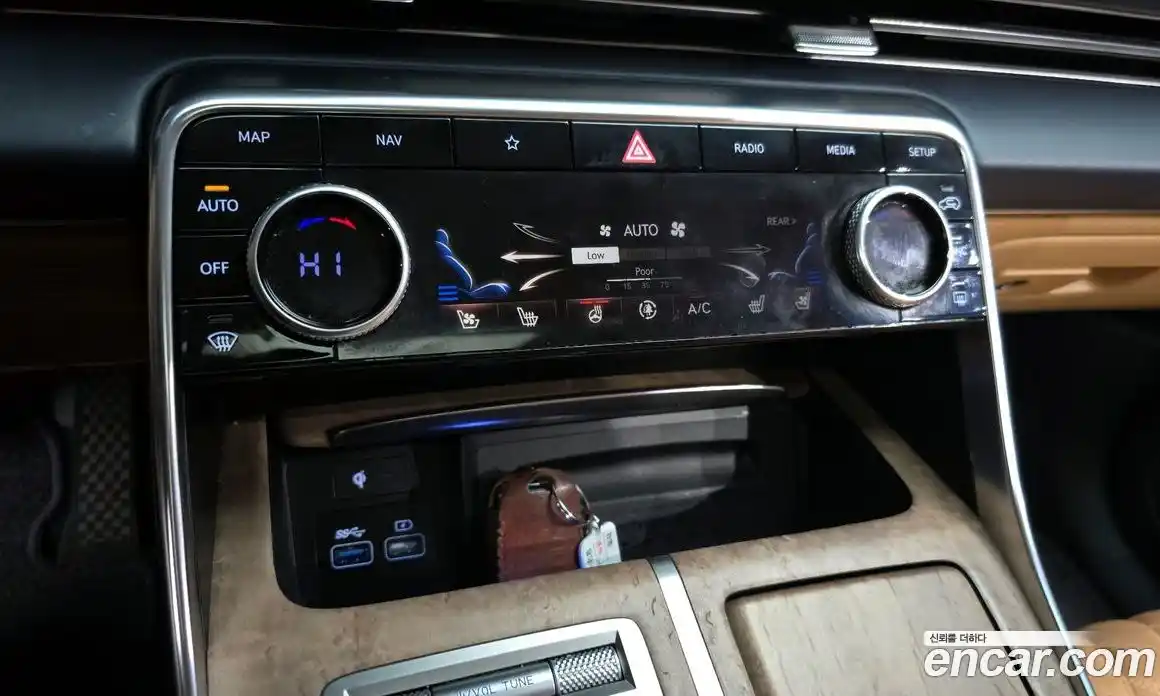 Genesis GV80 2020 3.5 Автомат в Москве № 364862, фото 17