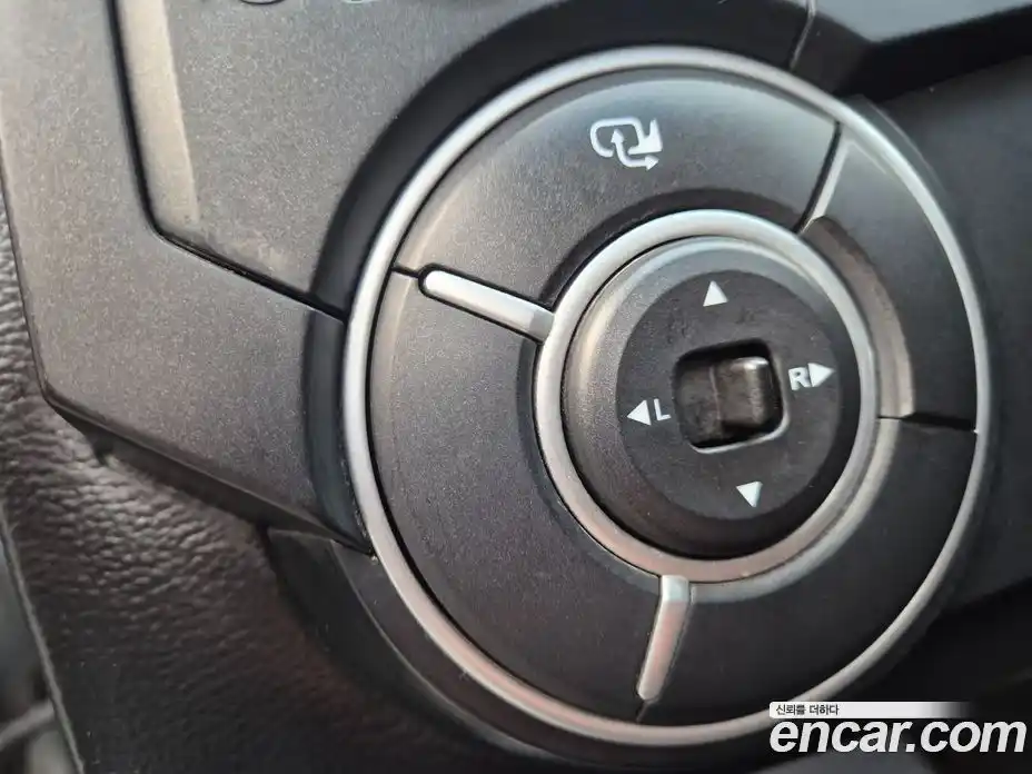 SsangYong Korando 2013 2.0 Автомат в Москве № 36487, фото 12