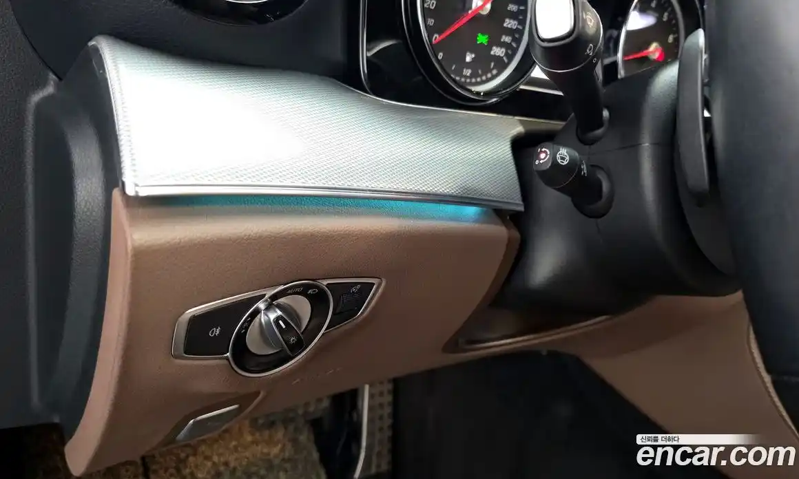 Mercedes-Benz E-Class 2020 2.0 Автомат в Москве № 372080, фото 19