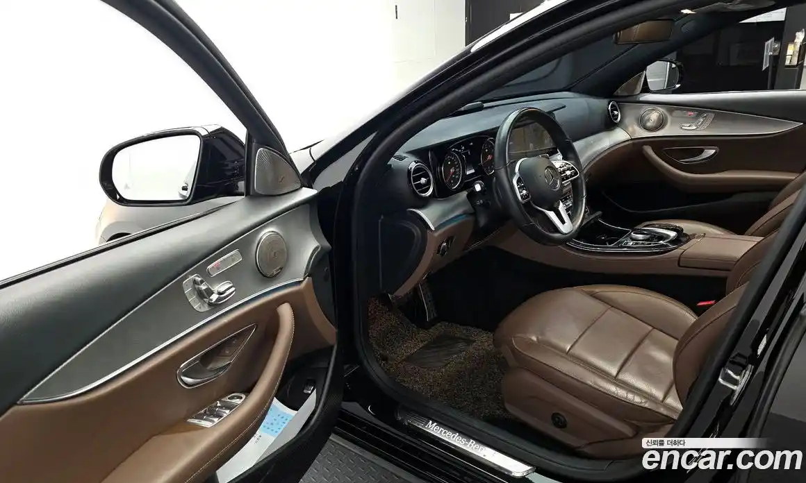 Mercedes-Benz E-Class 2020 2.0 Автомат в Москве № 372080, фото 10