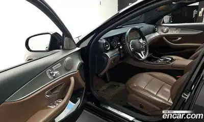 Mercedes-Benz E-Class 2020 2.0 Автомат в Москве № 372080, миниатюра 10