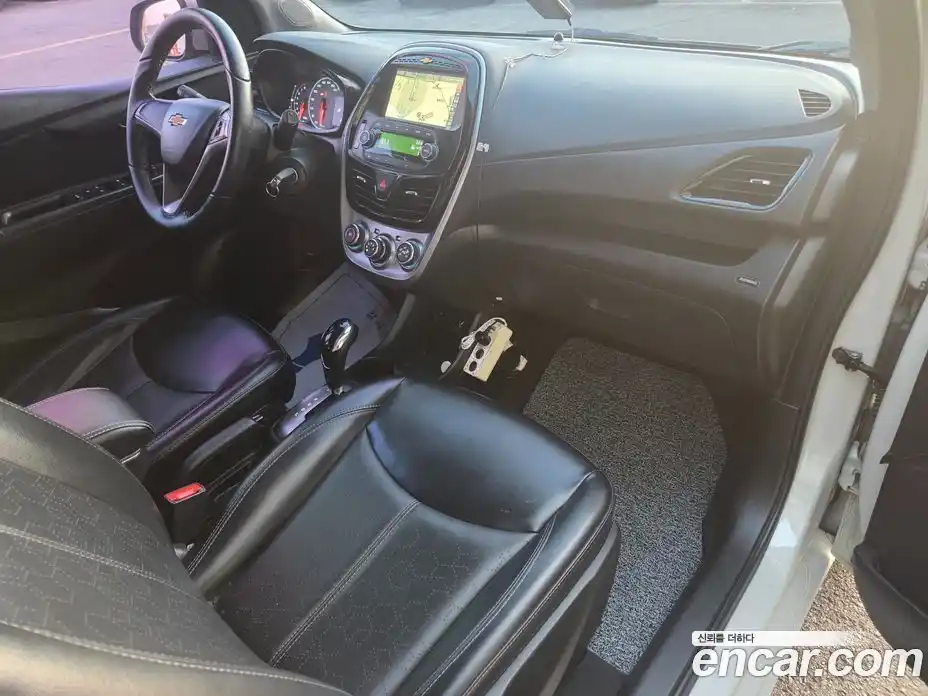 Chevrolet Spark 2017 1.0 Автомат в Москве № 37349, фото 17