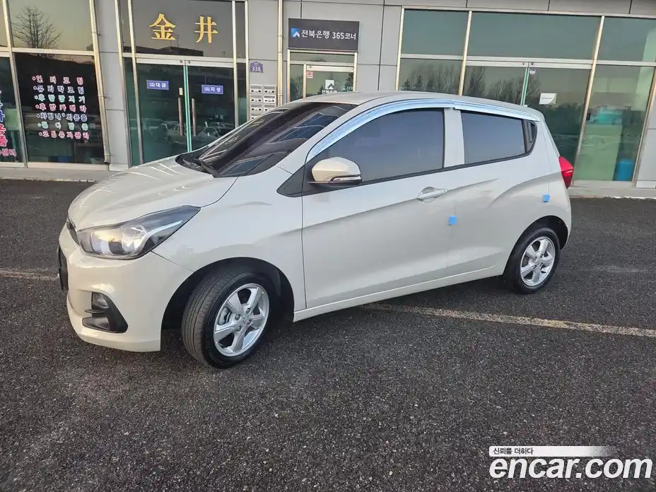 Chevrolet Spark 2017 1.0 Автомат в Москве № 37349, фото 3