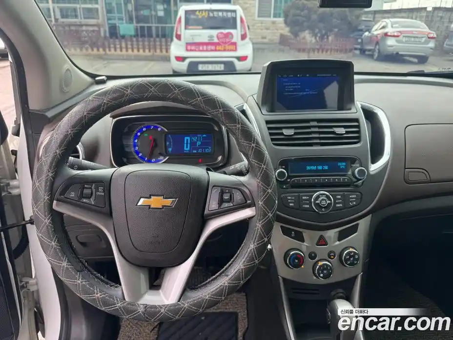 Chevrolet Trax 2015 1.4 Автомат в Москве № 37688, фото 11