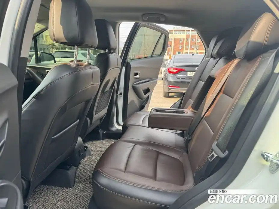 Chevrolet Trax 2015 1.4 Автомат в Москве № 37688, фото 17