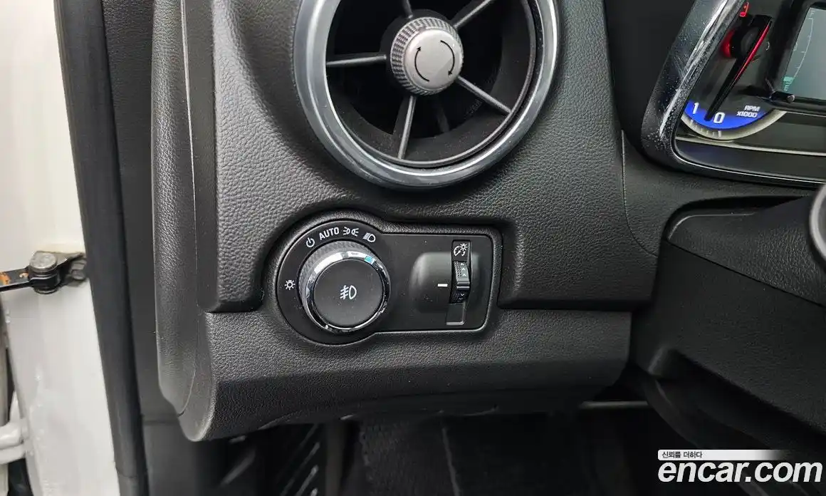 Chevrolet Trax 2015 1.4 Автомат в Москве № 389769, фото 15