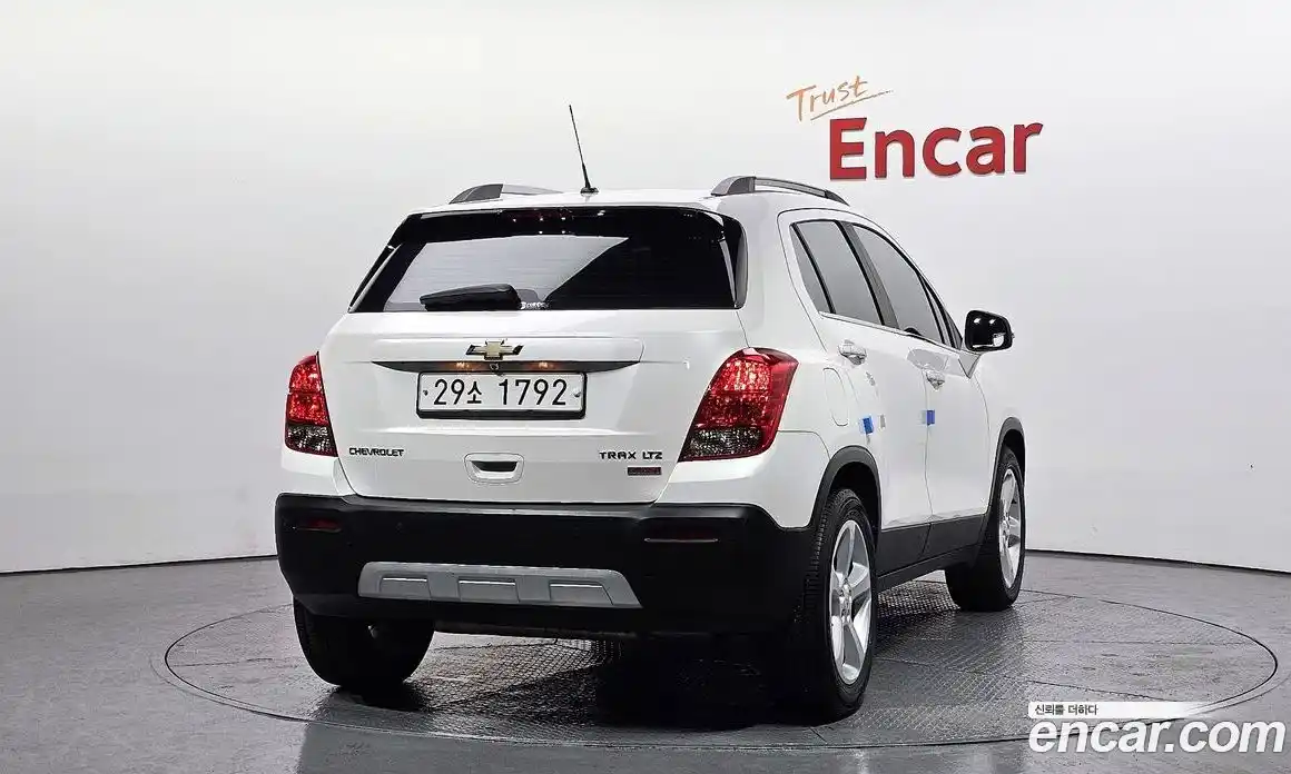 Chevrolet Trax 2015 1.4 Автомат в Москве № 389769, фото 4