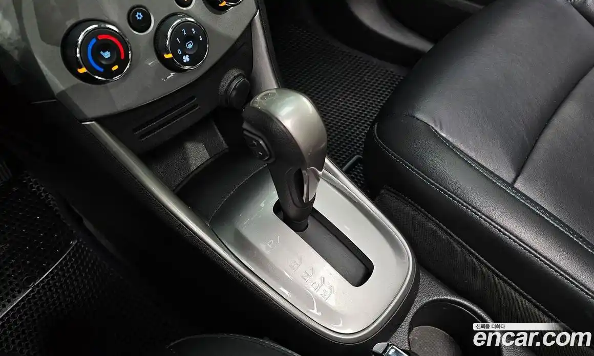 Chevrolet Trax 2015 1.4 Автомат в Москве № 389769, фото 9