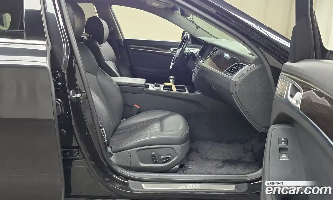 Genesis G80 2018 3.3 Автомат в Москве № 405852, фото 10