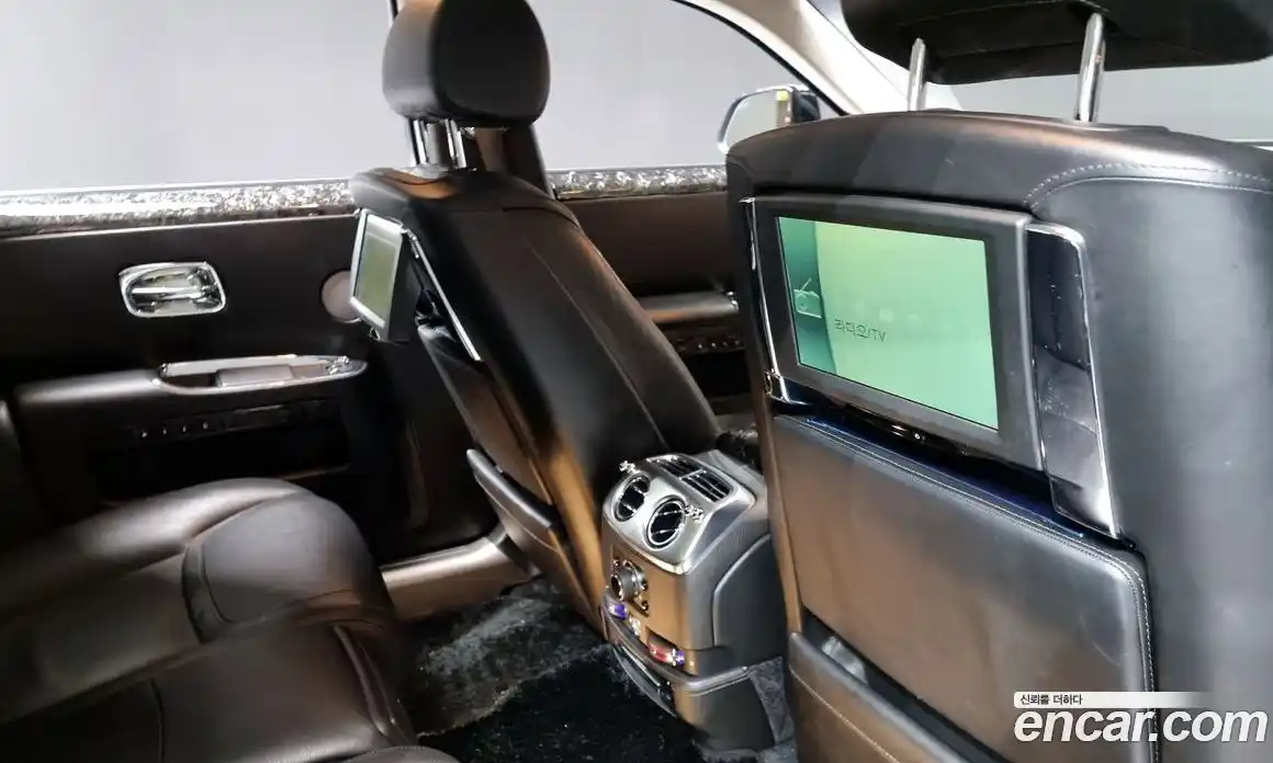 Rolls-Royce Ghost 2015 6.6 Автомат в Москве № 407250, фото 17