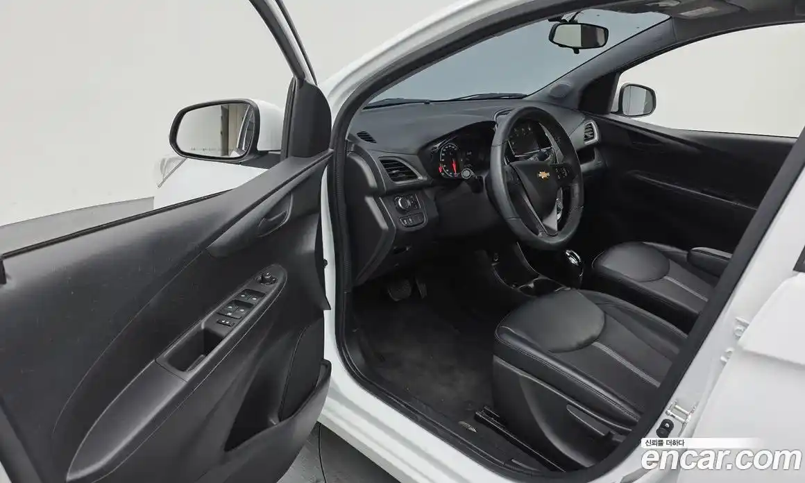 Chevrolet Spark 2021 1.0 Автомат в Москве № 41366, фото 7