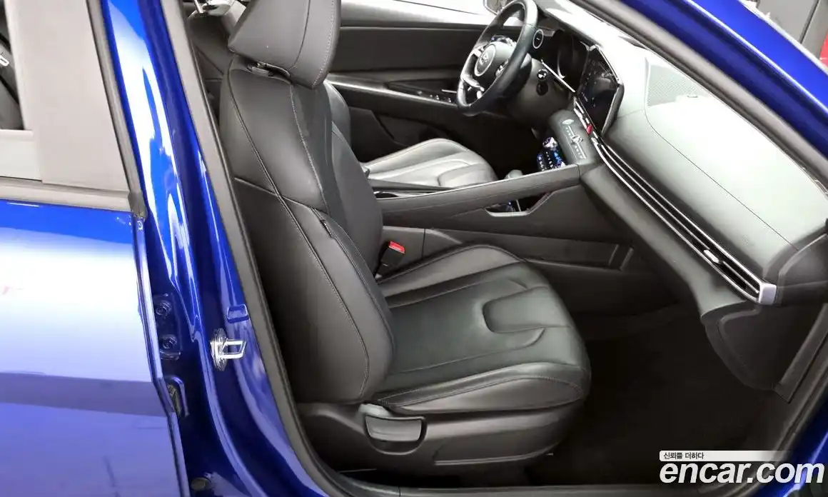 Hyundai Avante 2021 1.6 Автомат в Москве № 43879, фото 18