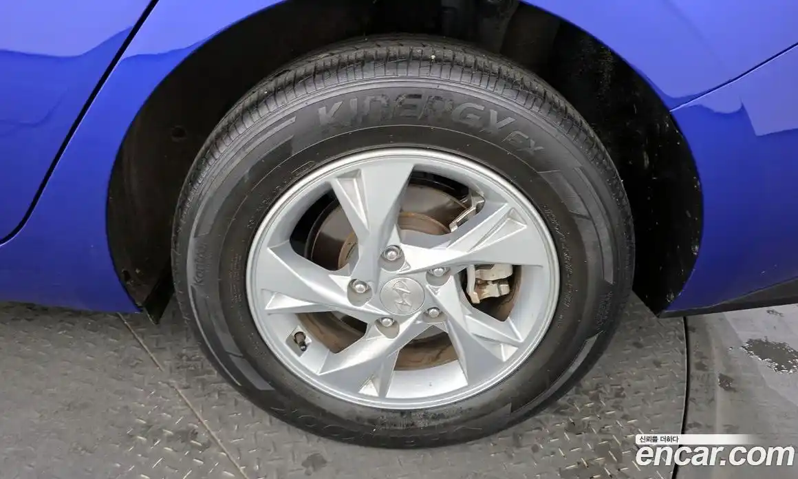 Hyundai Avante 2021 1.6 Автомат в Москве № 43879, фото 6