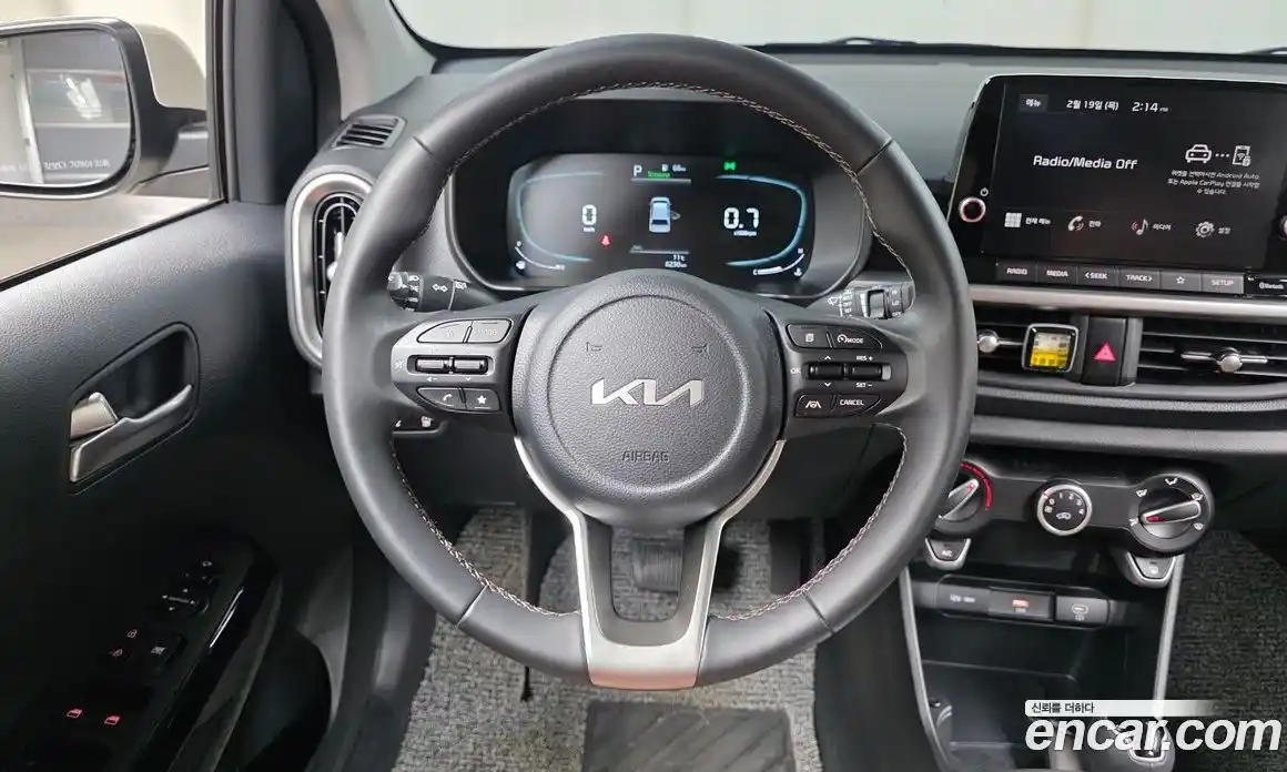 Kia Morning 2024 1.0 Автомат в Москве № 51673, фото 18