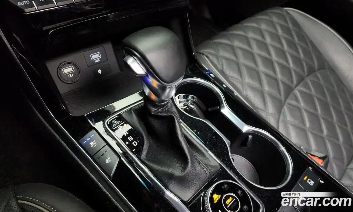 Kia Mohave 2022 3.0 Автомат в Москве № 54886, фото 11