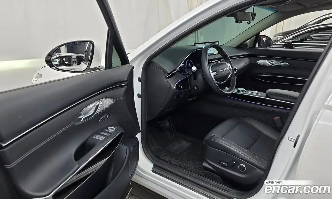 Genesis GV70 2023 2.5 Автомат в Москве № 57022, фото 14