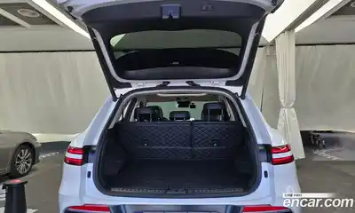 Genesis GV70 2023 2.5 Автомат в Москве № 57022, миниатюра 4