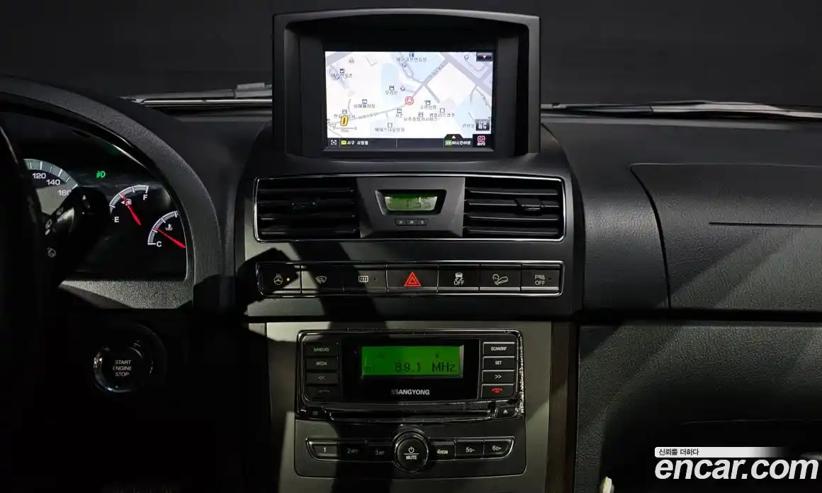 SsangYong Rexton 2014 2.0 Автомат в Москве № 67704, фото 9