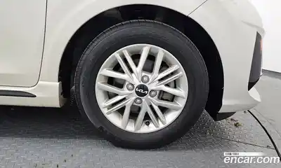 Kia Morning 2023 1.0 Автомат в Москве № 84161, миниатюра 5