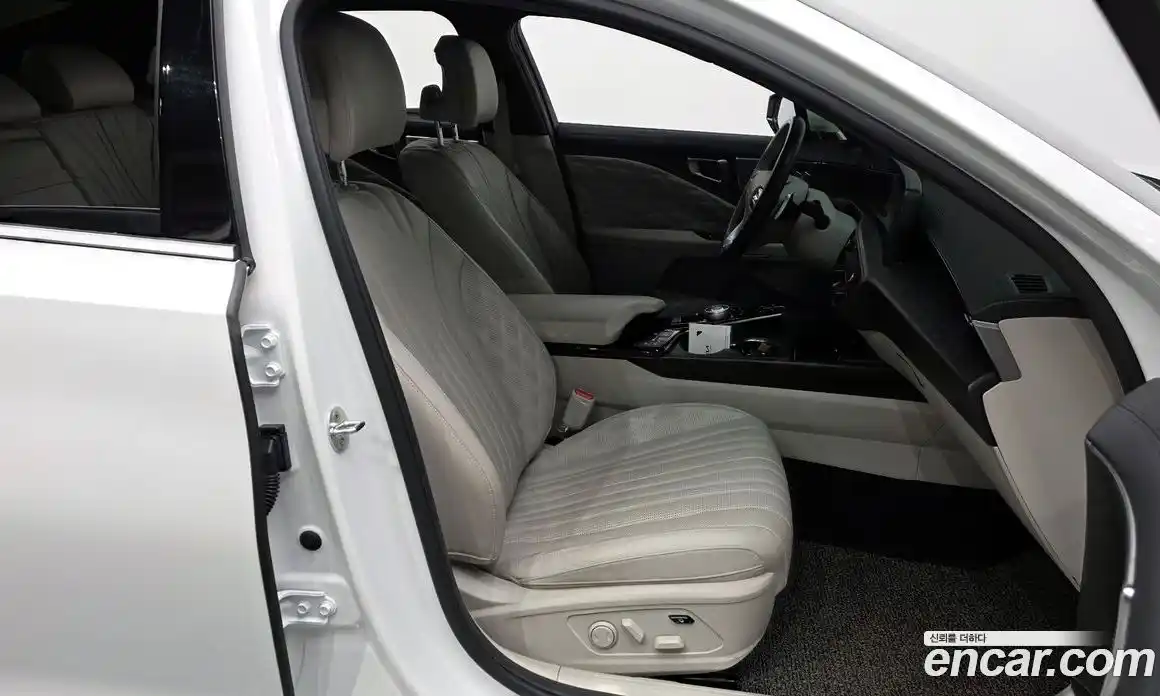 Kia K8 2022 3.5 Автомат в Москве № 9395, фото 11