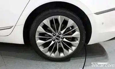 Kia K8 2022 3.5 Автомат в Москве № 9395, миниатюра 2