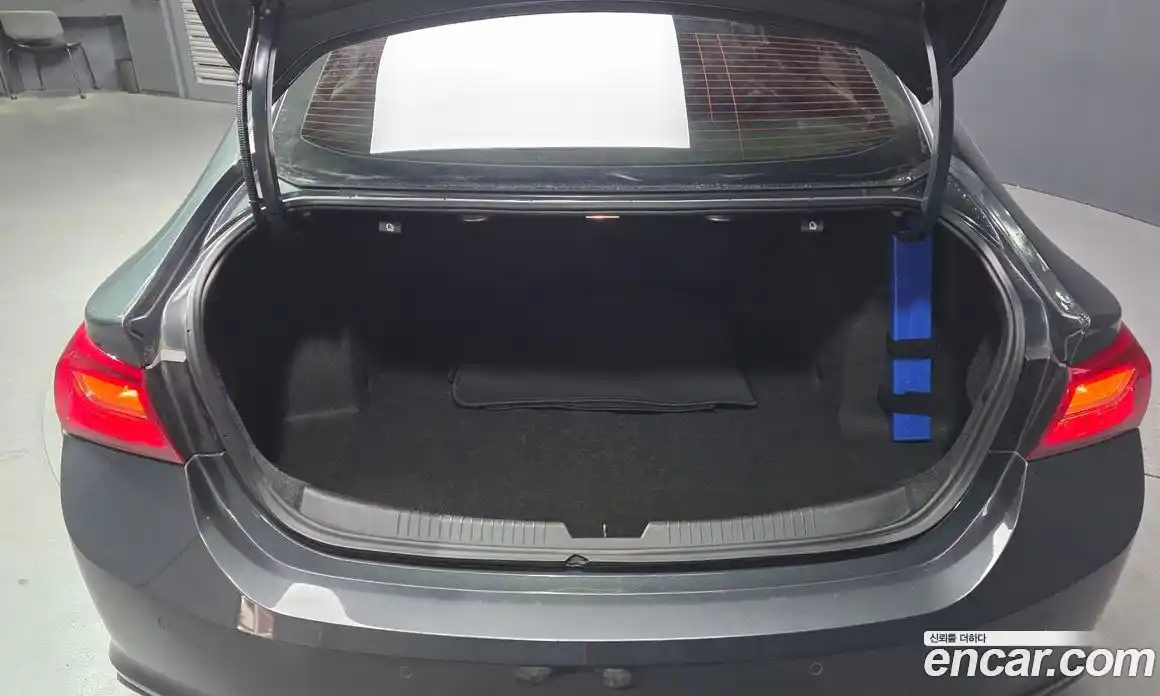 Chevrolet Malibu 2017 2.0 Автомат в Москве № 103680, фото 20