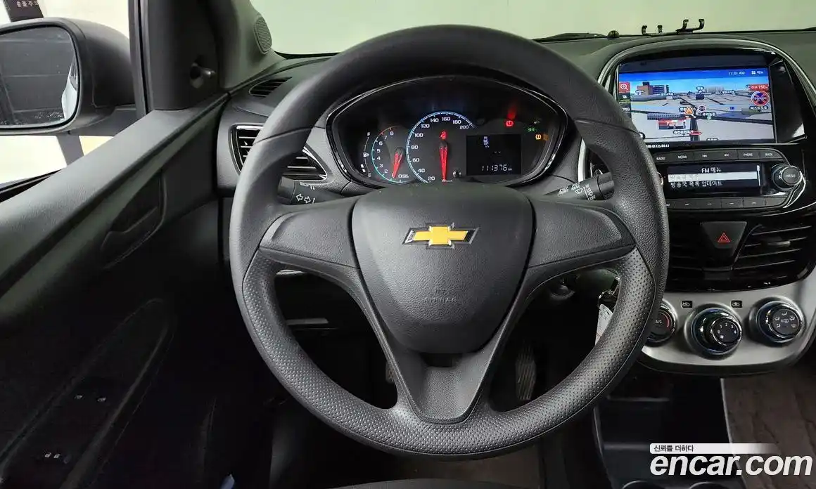 Chevrolet Spark 2016 1.0 Механическая в Москве № 104019, фото 19