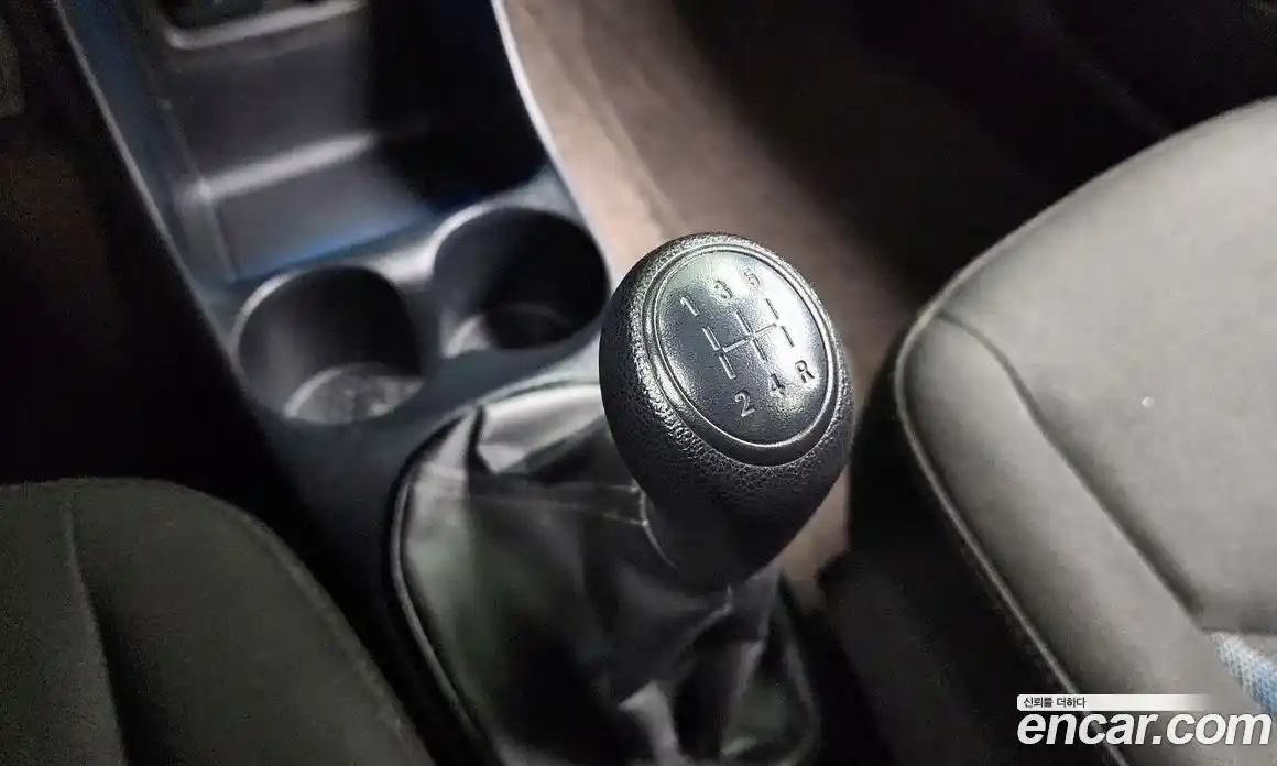 Chevrolet Spark 2016 1.0 Механическая в Москве № 104019, фото 5