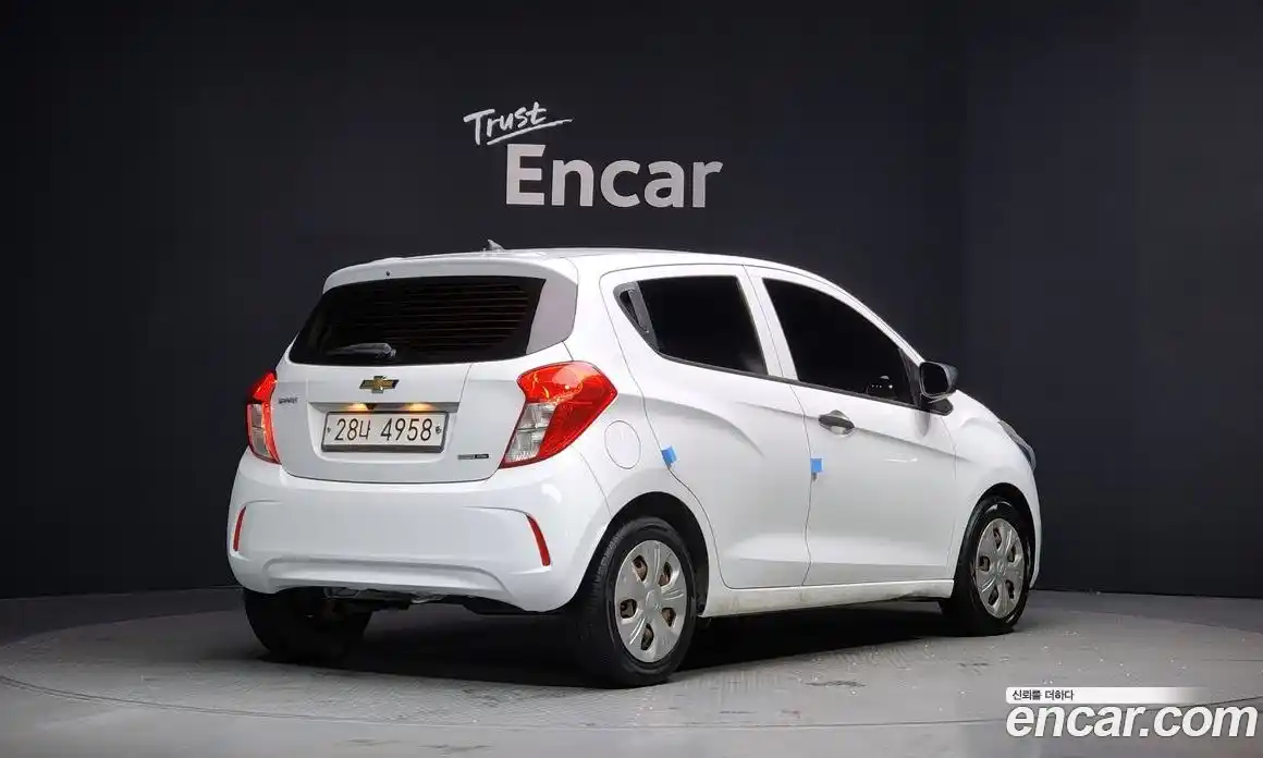 Chevrolet Spark 2016 1.0 Механическая в Москве № 104019, фото 8