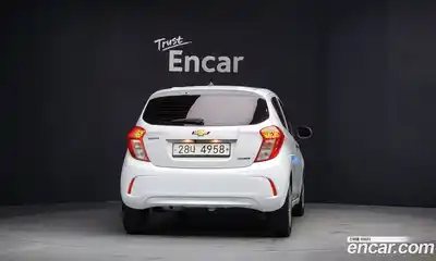 Chevrolet Spark 2016 1.0 Механическая в Москве № 104019, миниатюра 9